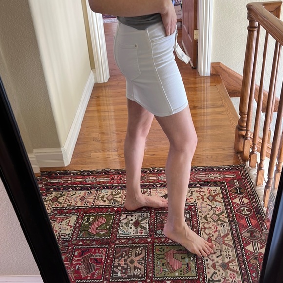 Super cute Zara white denim skirt brand new - Picture 4 of 6